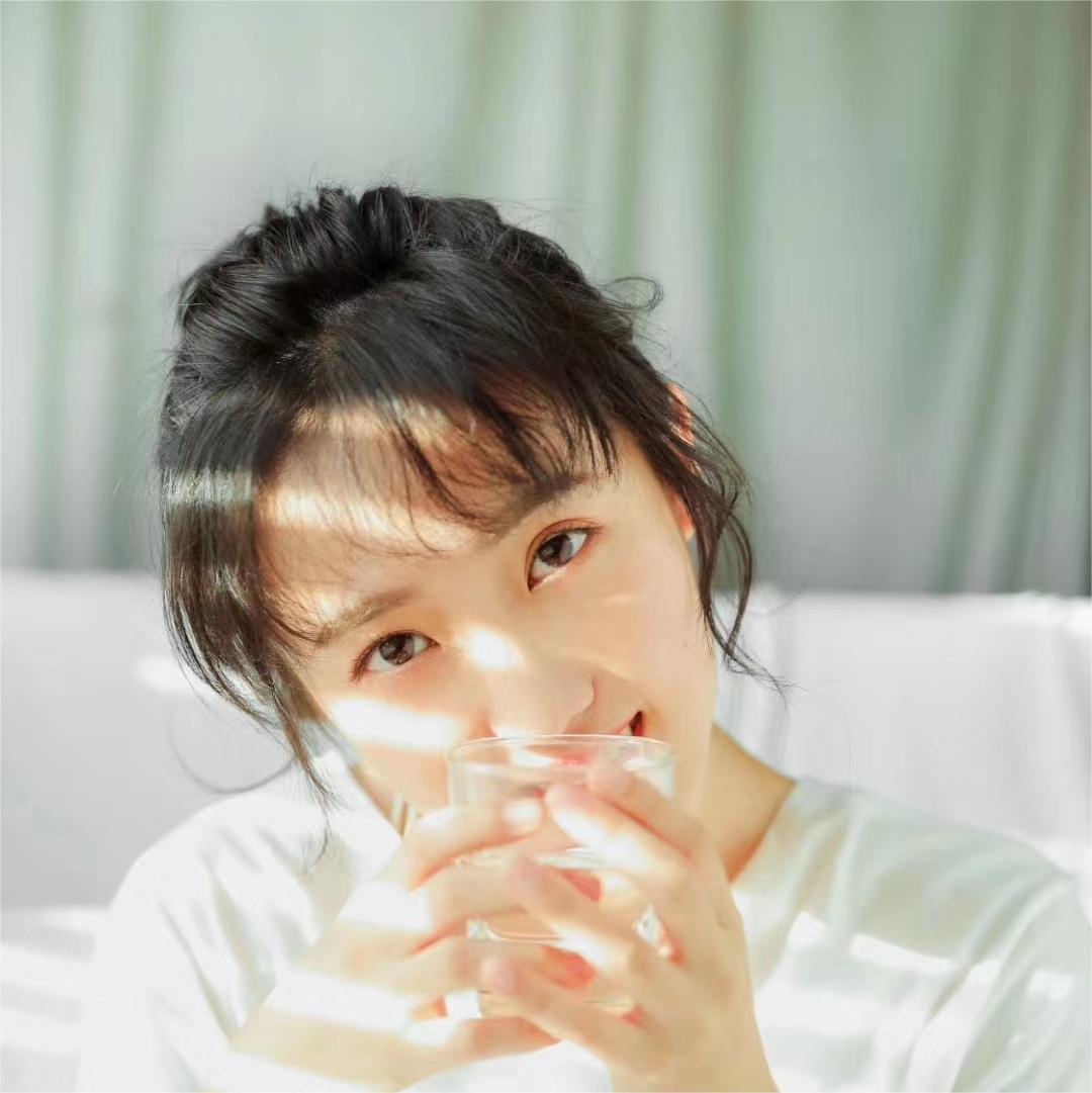 何奕栩