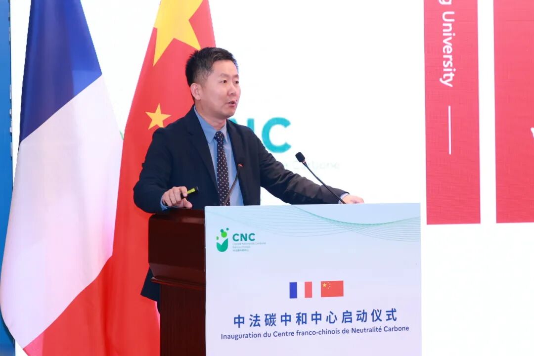 中国科学院院士朴世龙作学术报告